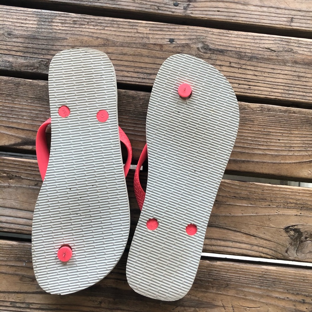 Flip flops - Picture 3 of 5